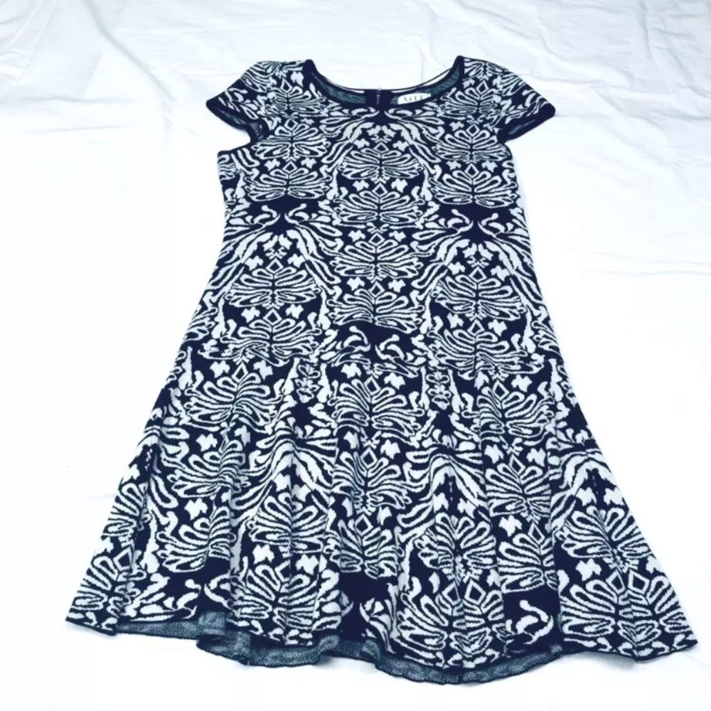 Elle Womens Sweater A-Line Dress Blue White Knit  Floral Jewel Neck Cap Sleeve L